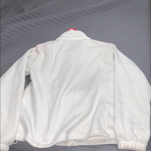 White Columbia zip up jacket - Picture 2 of 2